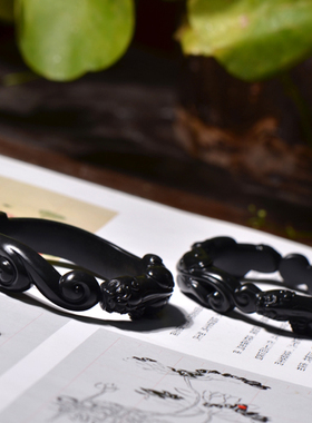 猫叔旗舰店和田玉墨玉料纯手工精雕螭龙招财女士玉镯单只价格