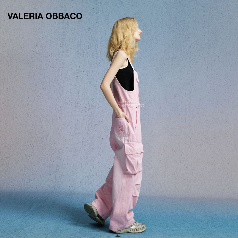 Valeria Obbaco粉牛仔工装背带裤2024春夏新款时尚百搭个性连体裤 - 图1