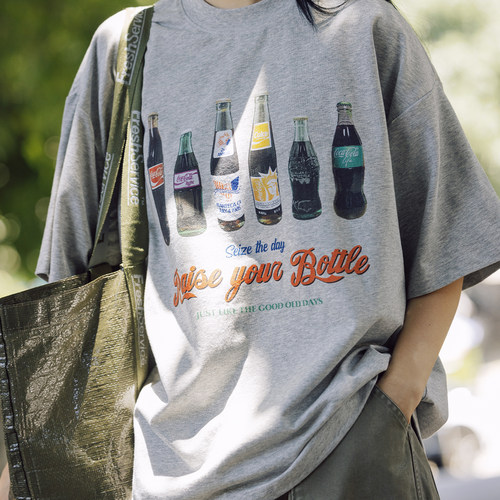 BananaClub“Coke Tee” 索罗娜凉感速干复古汽水印花短袖T恤 - 图0