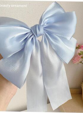 Redbowtihairpinfemal