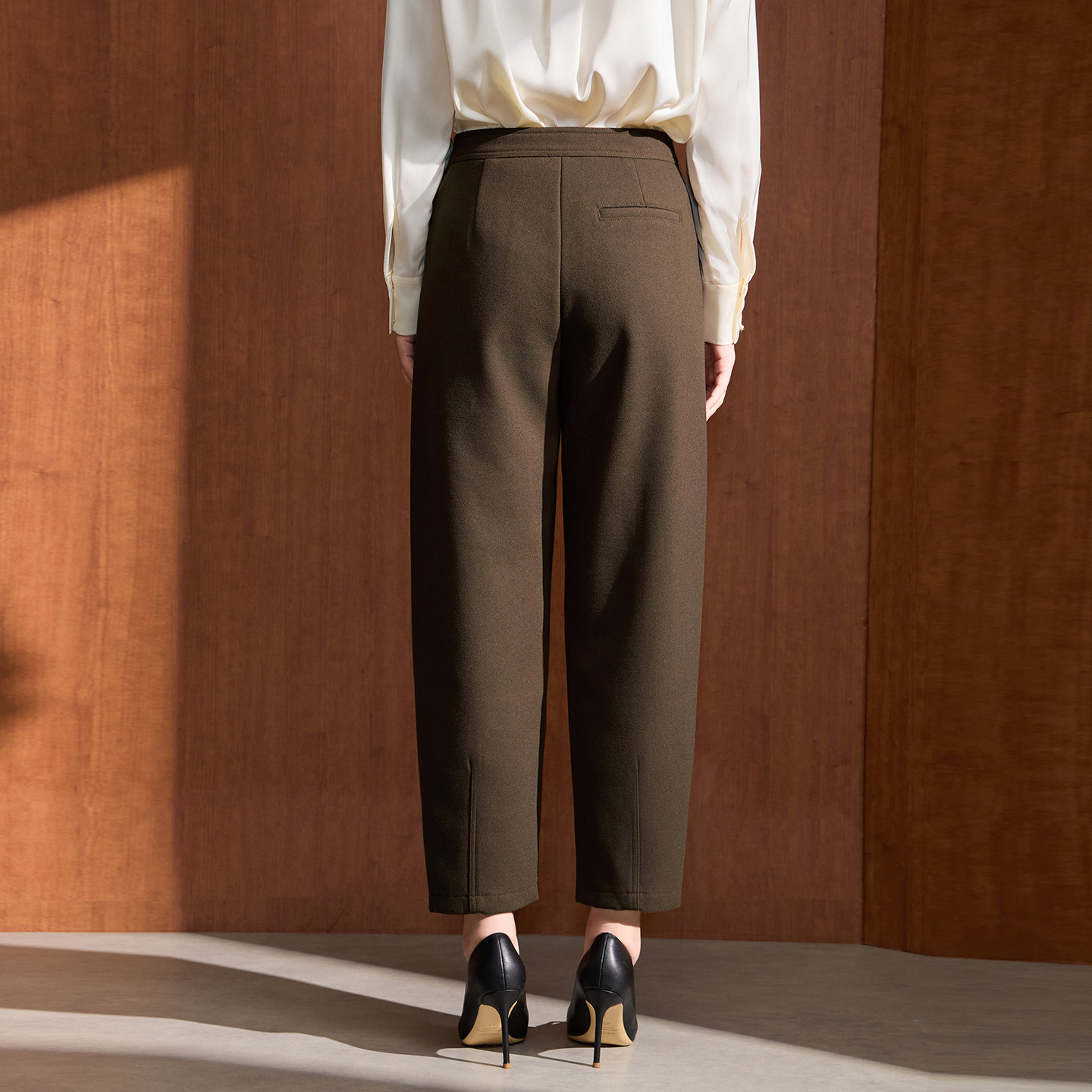 马天奴2025秋冬新款咖色高腰直筒显瘦休闲裤子时尚百搭通勤职场女 - 图3