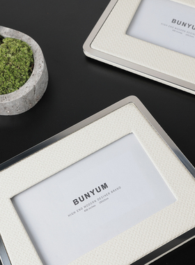 卧室床头柜梯形皮革相框摆件客厅