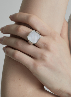 THEYKNOW宝石系列贝母鸡尾酒戒指