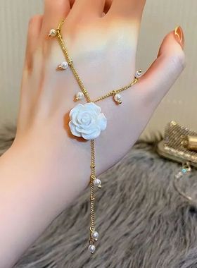 New Fashion Trend Unique Design Elegant Delicate Sweet