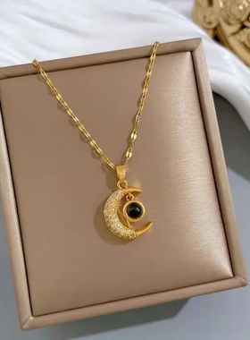 European and American ins style retro trend moon necklace