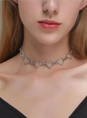 Vintage Harajuku Goth Metal Heart Neck Chains Choker Grunge