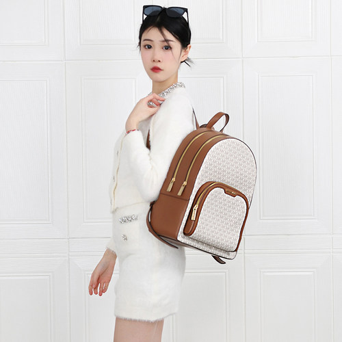 【正品保证】Michael Kors/MK女士Jaycee 中号老花双肩包通勤 - 图3