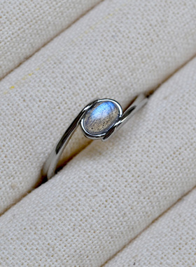 欧美小众文艺复古黄铜镀白金交叉镶嵌月光拉长石日常简约气质戒指