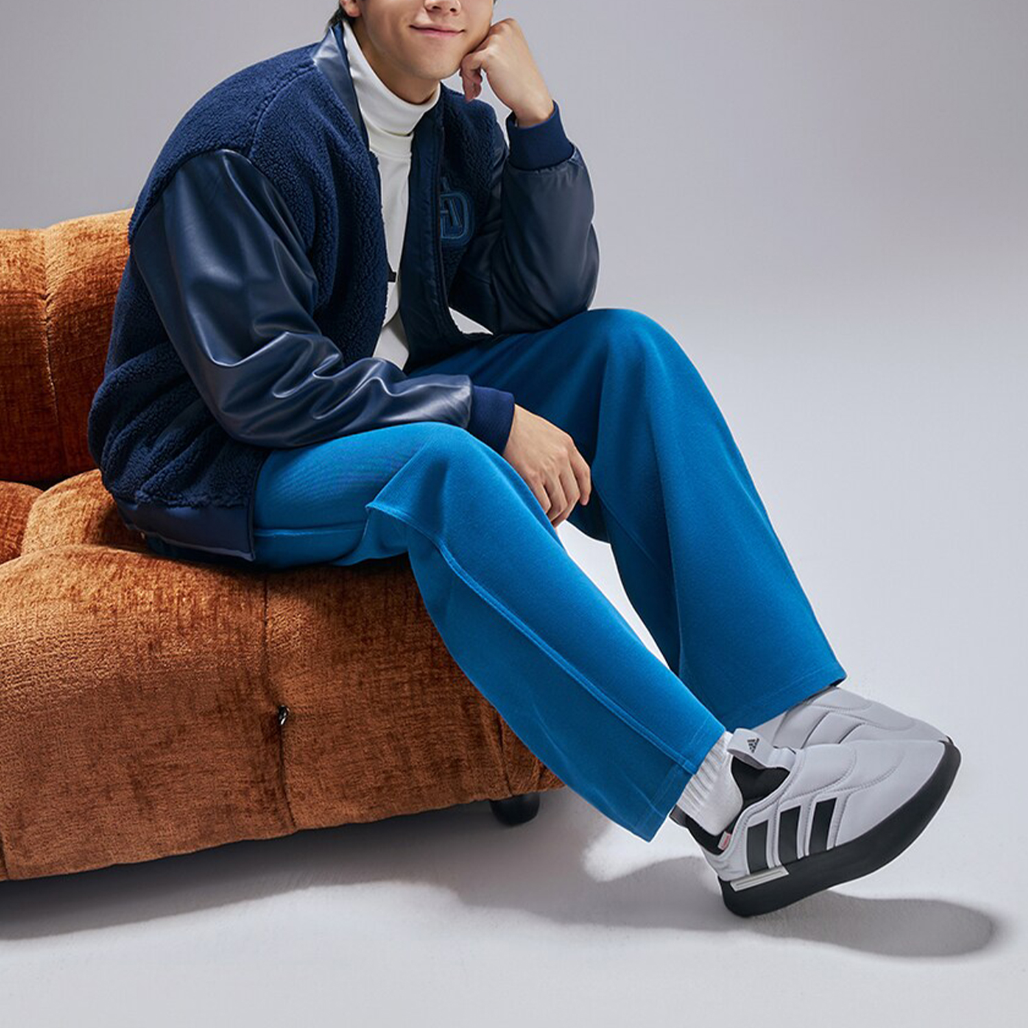 Adidas/阿迪达斯正品新款男女柔软舒适保暖运动休闲鞋JP7706 - 图2