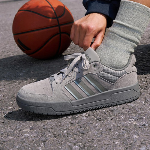 Adidas/阿迪达斯正品ENTRAP男女篮球运动经典复古耐磨板鞋KI8456 - 图0