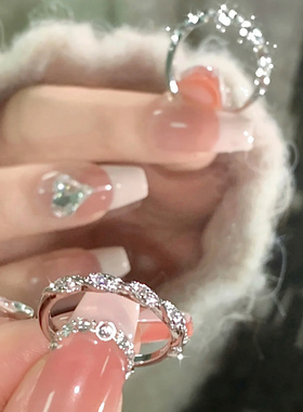 新款缠绕爱河碎钻戒指女小众高级