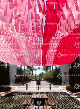 城市上空风动彩虹丝带长廊景点