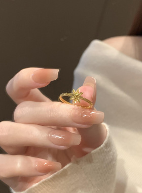 金色爆闪八芒星戒指2026新款轻奢复古气质小众设计戒指手饰品定制