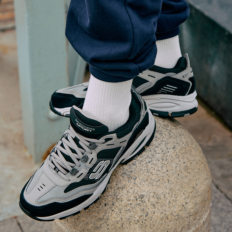 Skechers斯凯奇男鞋秋冬季款厚底老爹鞋休闲运动复古机甲鞋237067