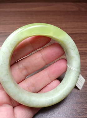 天然岫玉甲翠手镯一物一图保真