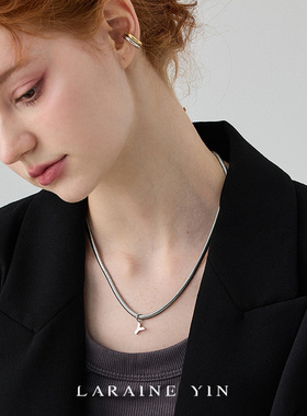 钛钢女字母项链百搭组合