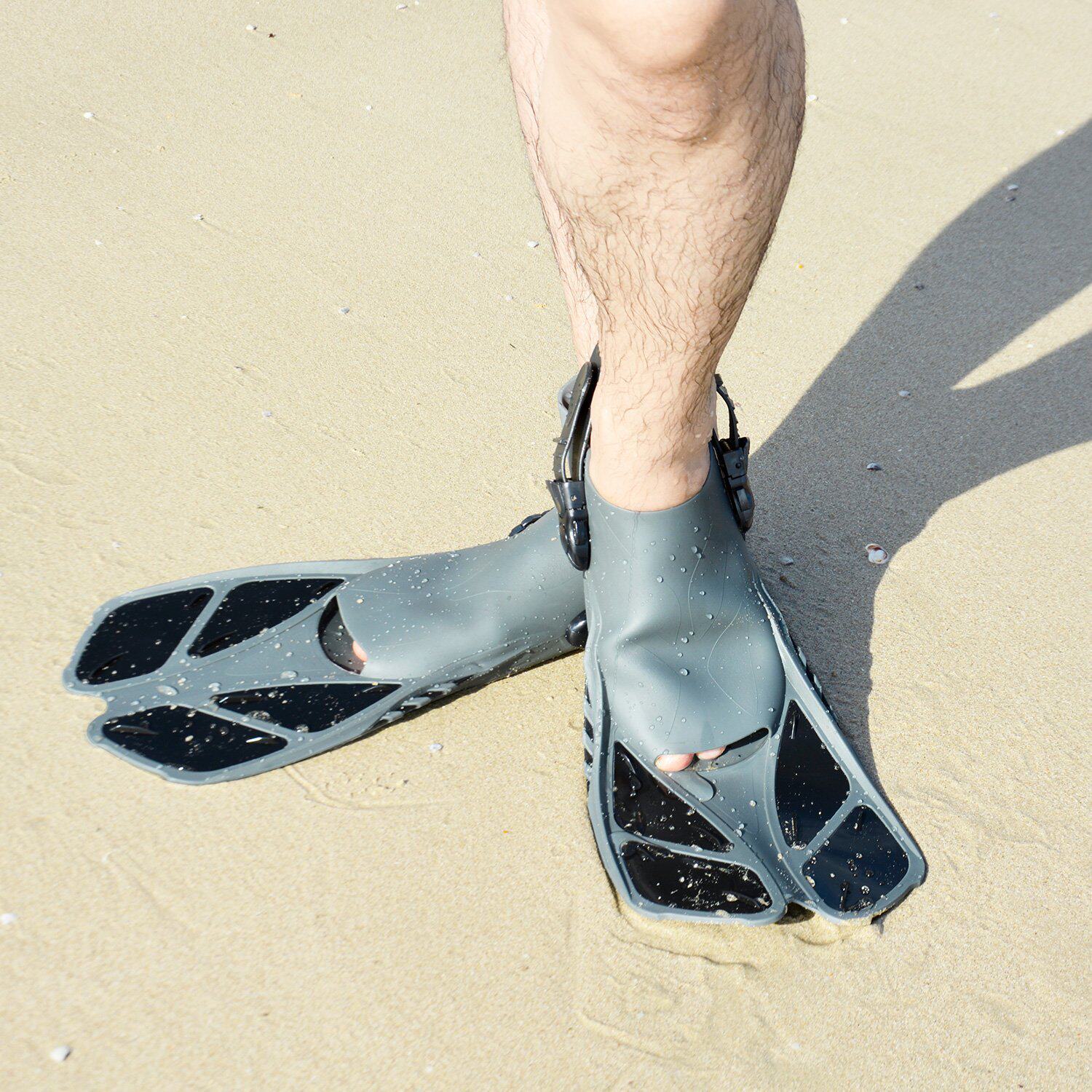 潜水脚蹼短脚蹼游泳脚蹼蛙泳脚蹼潜水鸭掌脚蹼儿童游泳训练短脚蹼