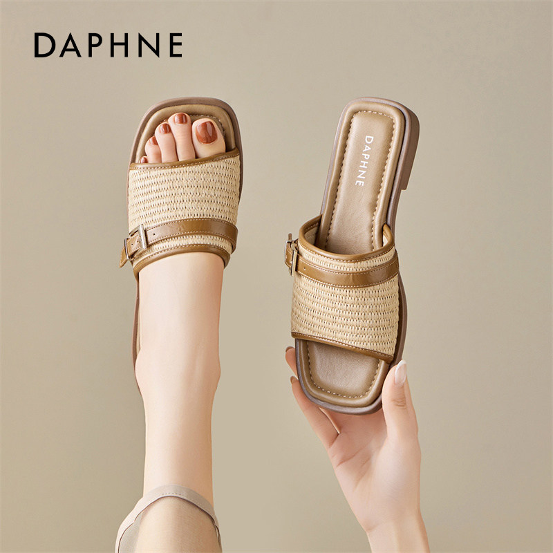 达芙妮复古拖鞋女外穿2026新款春季方头平底一字拖沙滩罗马凉鞋子,淘宝优惠券,粉丝福利购,淘宝优惠卷