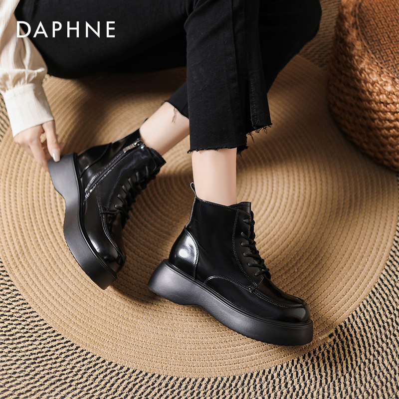 达芙妮马丁靴女2023秋冬款炸街小短靴复古骑士靴英伦风爆款靴子女,淘宝优惠券,粉丝福利购,淘宝优惠卷