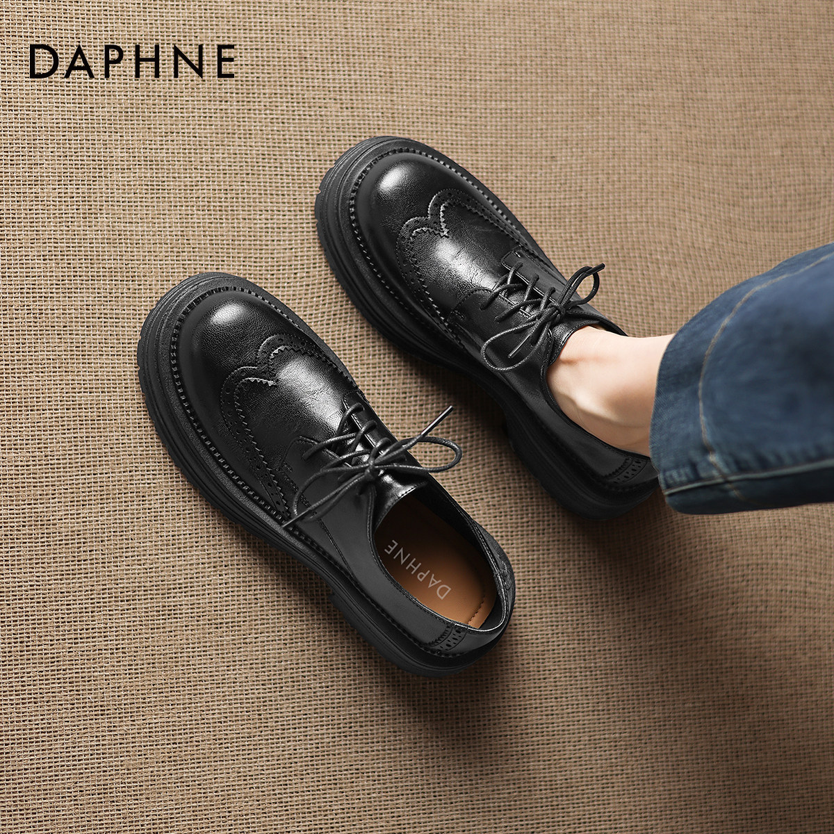 达芙妮布洛克黑色棕色细带深口小皮鞋2025新款女士英伦风女鞋子秋,淘宝优惠券,粉丝福利购,淘宝优惠卷