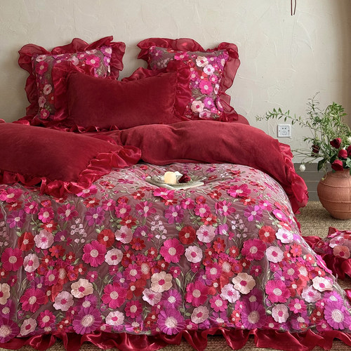 立体花朵牛奶毛绒喜庆冬季四件套加厚保暖酒红色被套床单结婚床品 - 图1