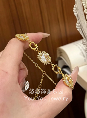 可爱甜美点钻hellokitty贝母手链女精致小众卡通凯蒂猫手饰送礼
