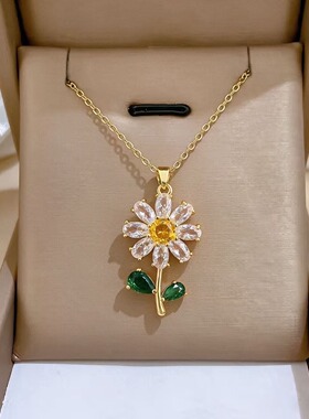 春夏甜美花朵锁骨链 黄芯白钻雏菊绿叶吊坠十字链 通勤少女百搭首