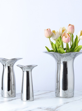 现代北欧轻奢银色大喇叭鱼尾陶瓷花瓶器插家居样板间软装饰品