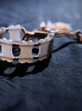 天然新疆和田玉玉器工厂店青海料老料烟紫色工艺品玉石骨头手牌