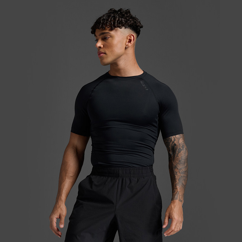 2XU Core系列中度压缩上衣健身速干T恤男跑步紧身衣,淘宝优惠券,粉丝福利购,淘宝优惠卷