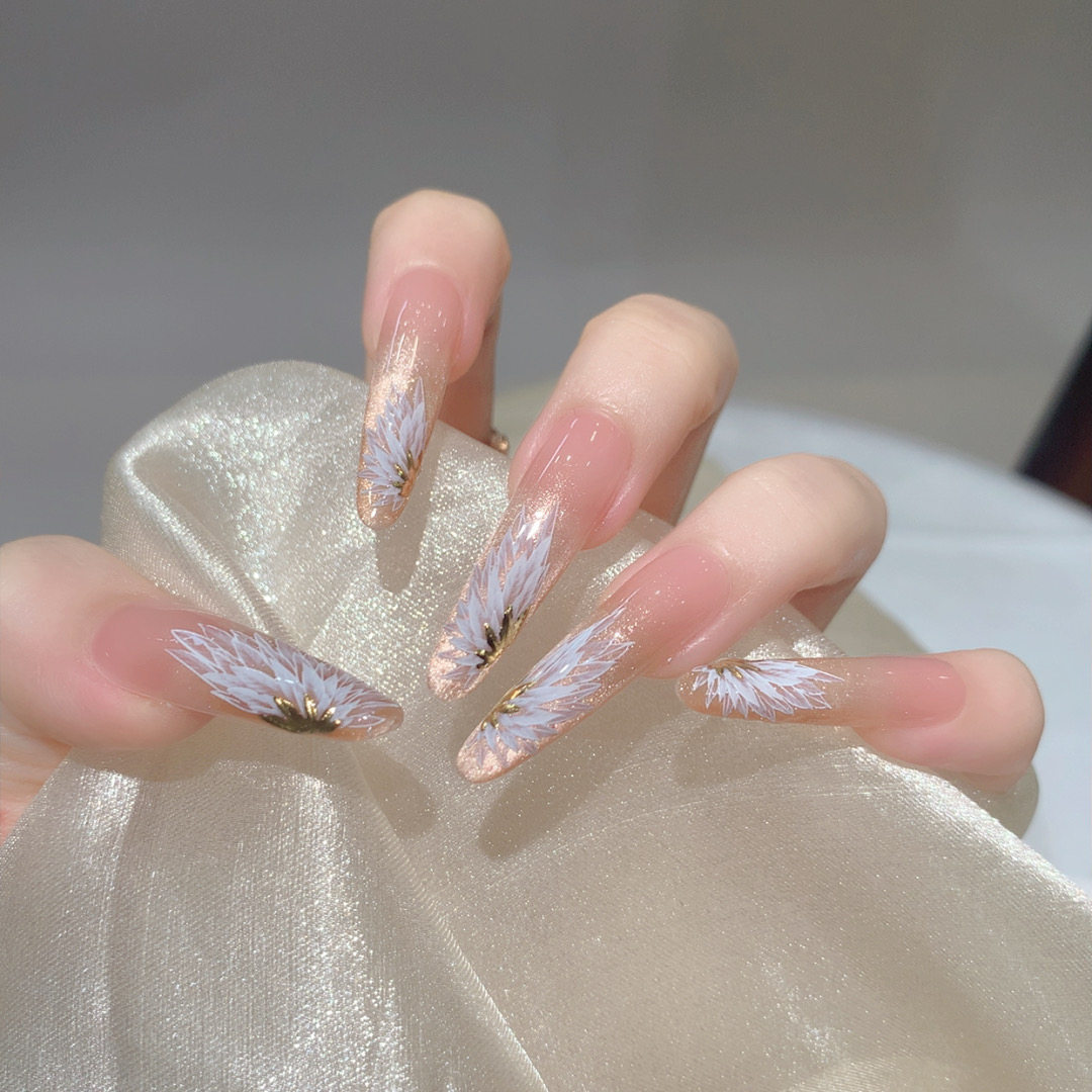 菊籽老师推荐  美甲贴纸烫金天使之翼白色翅膀3D浮雕指甲贴装饰品,淘宝优惠券,粉丝福利购,淘宝优惠卷