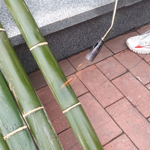 红色楠竹扁担乔迁新居结婚嫁进宅入伙仪式回娘家挑花篮火烤红扁担 - 图1