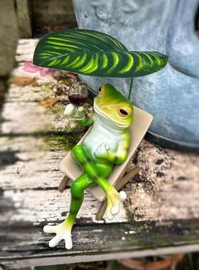 休闲 沙滩躺椅青蛙女郎摆件松弛感阳台电视柜造景布置装饰动物工