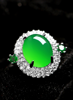 2024新款翡翠绿玉髓戒指祖