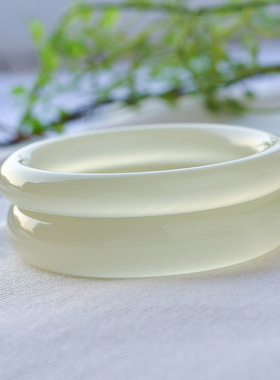 冰种青白玉手镯天然阿富汗