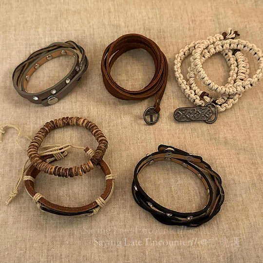 Retro cowhide braided bracelet with exotic design