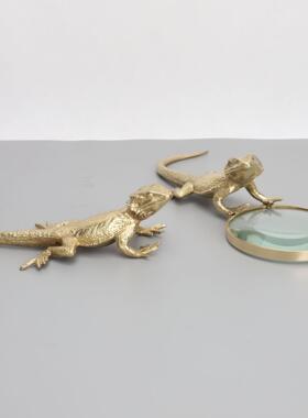 新中式蜥蜴放大镜摆件样板房样品屋展示中心卧室书房客厅饭厅桌面