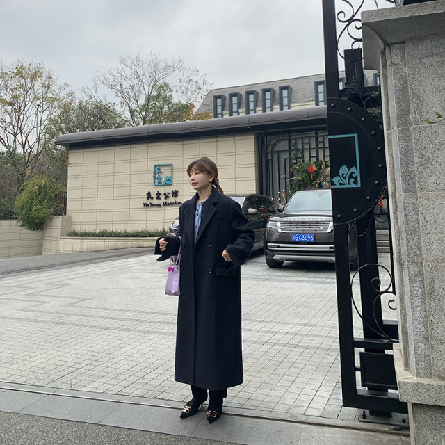 333sss 气场十足！韩素希大衣！藏蓝色50羊毛垫肩大衣外套女长款