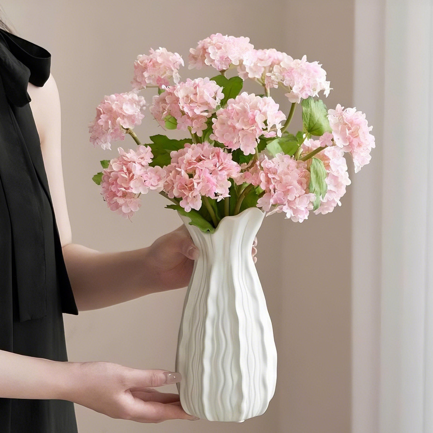 简约高级感陶瓷花瓶轻奢波浪造型家居桌面装饰摆件奶油风水培插花,淘宝优惠券,粉丝福利购,淘宝优惠卷