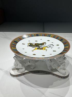 KTV摆台用品陶瓷摆件会所包厢烟灰缸纸巾盒果盘架子话筒架全套