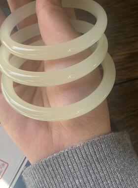 手镯白玉款镯子玉青圆条女新疆和田青海子少女天然玉镯料飘花冰