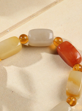 天然新疆金丝玉四方长骨头珠手链