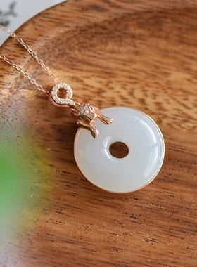 S925银和田玉白玉豹子头平安扣玉石吊坠挂件时尚女士气质玉坠项链