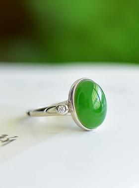 s925银镶嵌新疆和田玉碧玉菠菜绿蛋面戒指简约时尚女指环饰品