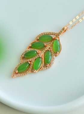 S925银新疆和田玉碧玉金枝玉叶树叶玉石吊坠挂件时尚气质玉坠