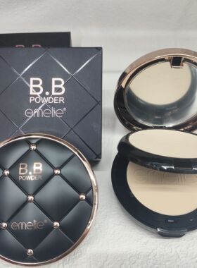 正品emelie/艾米丽粉底液 遮瑕保湿 三色可选  滋润 雾面妆感