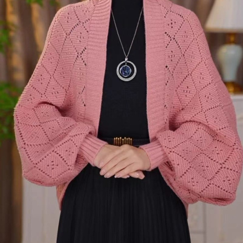 秋冬2025新款针织密织方格披肩时尚百搭护颈保暖洋气围巾外搭开衫 - 图3