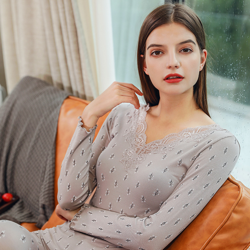 保暖内衣套装女花边V领修身款秋衣秋裤无缝薄款打底衫均码大弹力