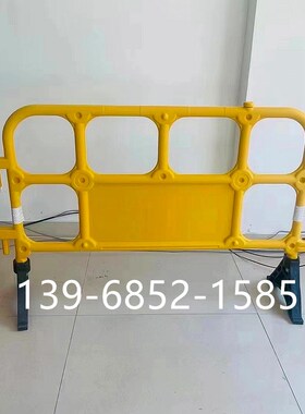 三孔水马滚塑料护栏铁马1.8米蓝色组合围挡注水围栏隔离墩防撞栏