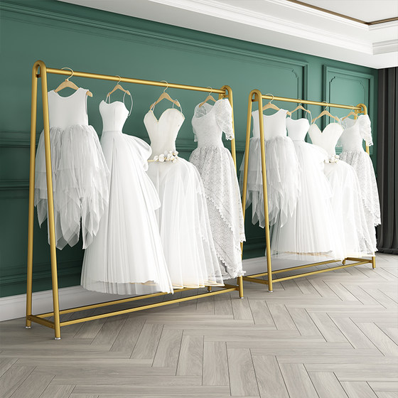 Mr. Iron's high-end wedding dress suit gold double-layer stand